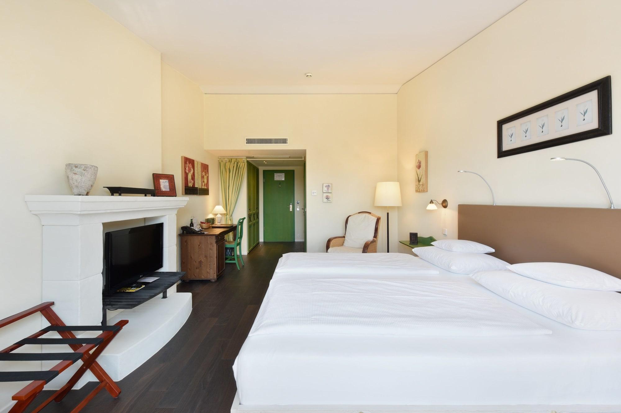 Hotel Hirschen In Freiburg-Lehen Экстерьер фото
